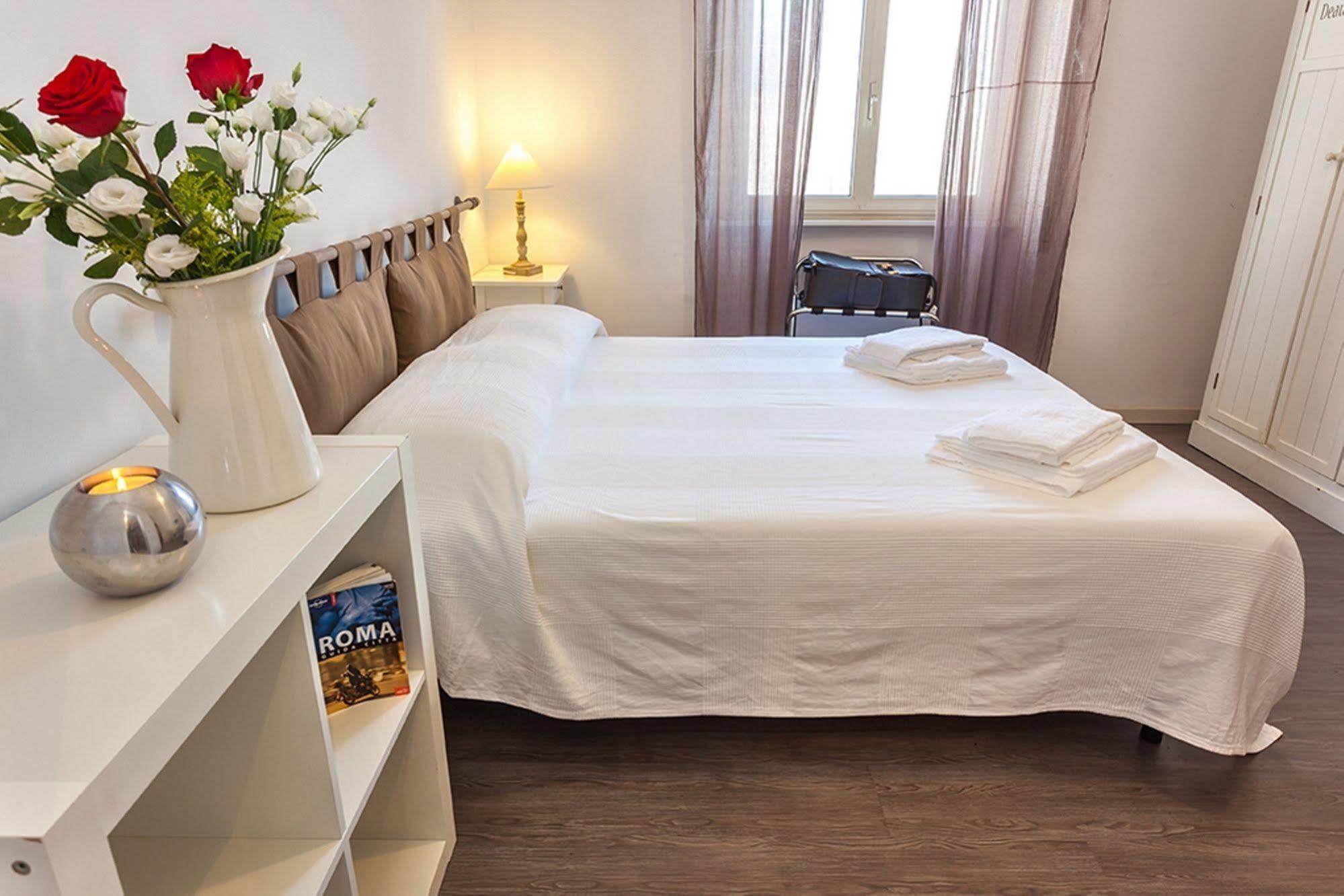 B&B Ai 2 Papi Рим Экстерьер фото